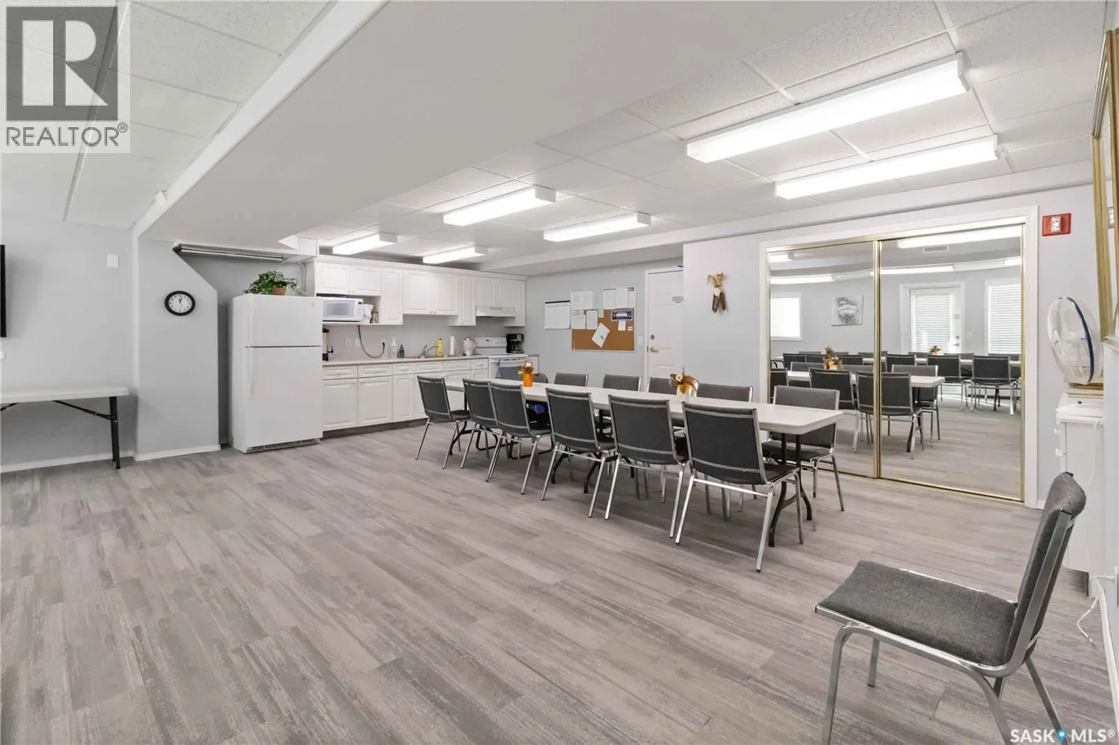 205 930 Heritage VIEW