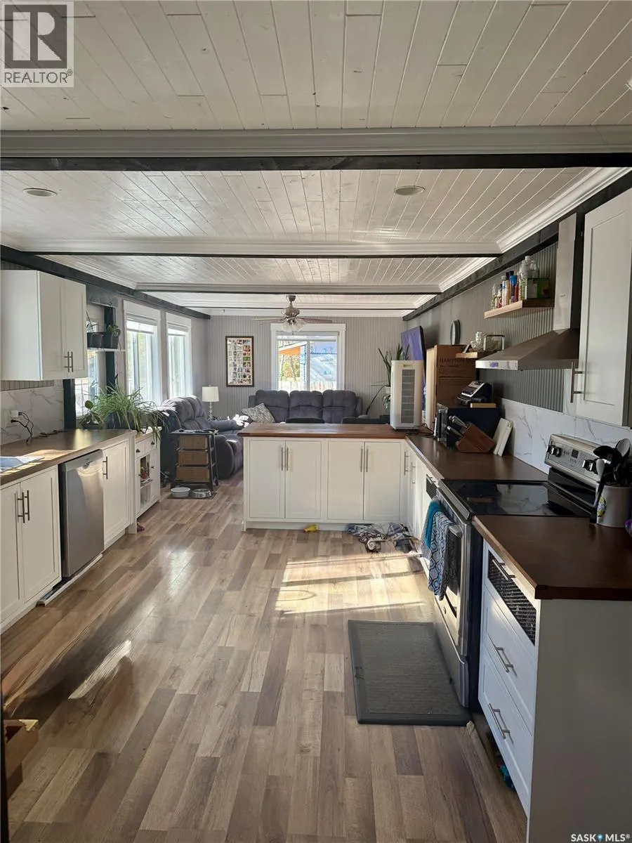 08 Garnet STREET