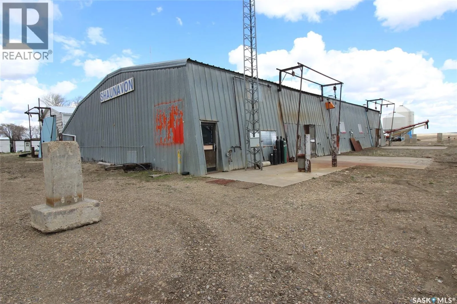 8241 3184 Range ROAD