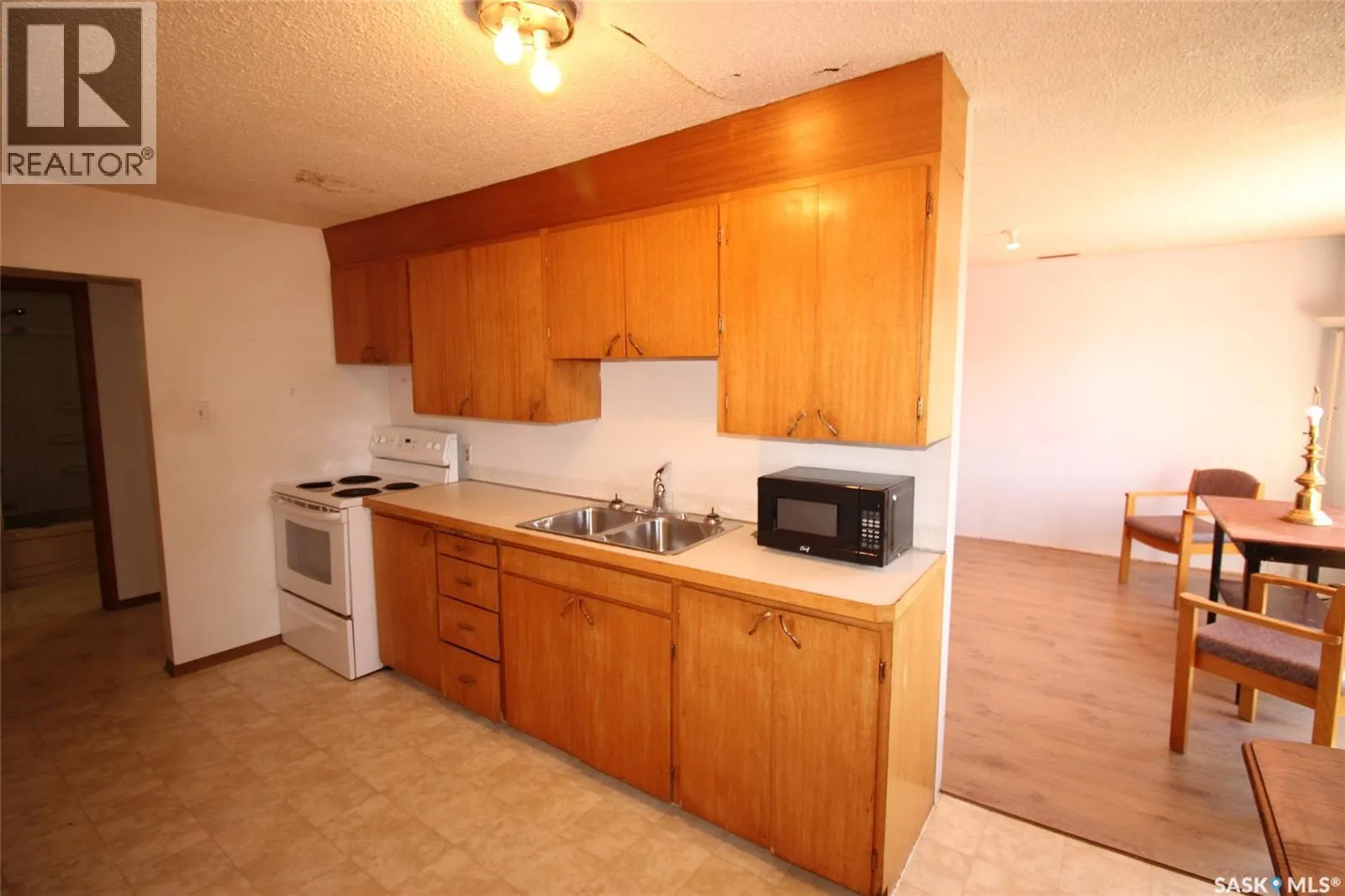 8241 3184 Range ROAD