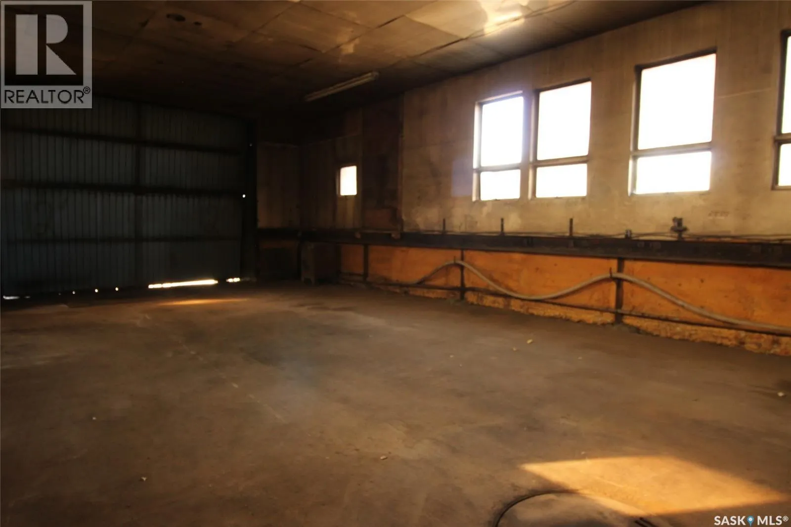 8241 3184 Range ROAD