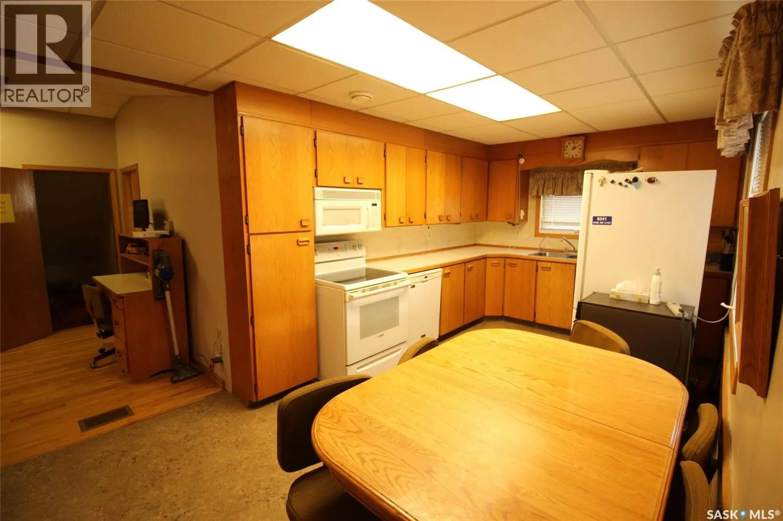 8241 3184 Range ROAD