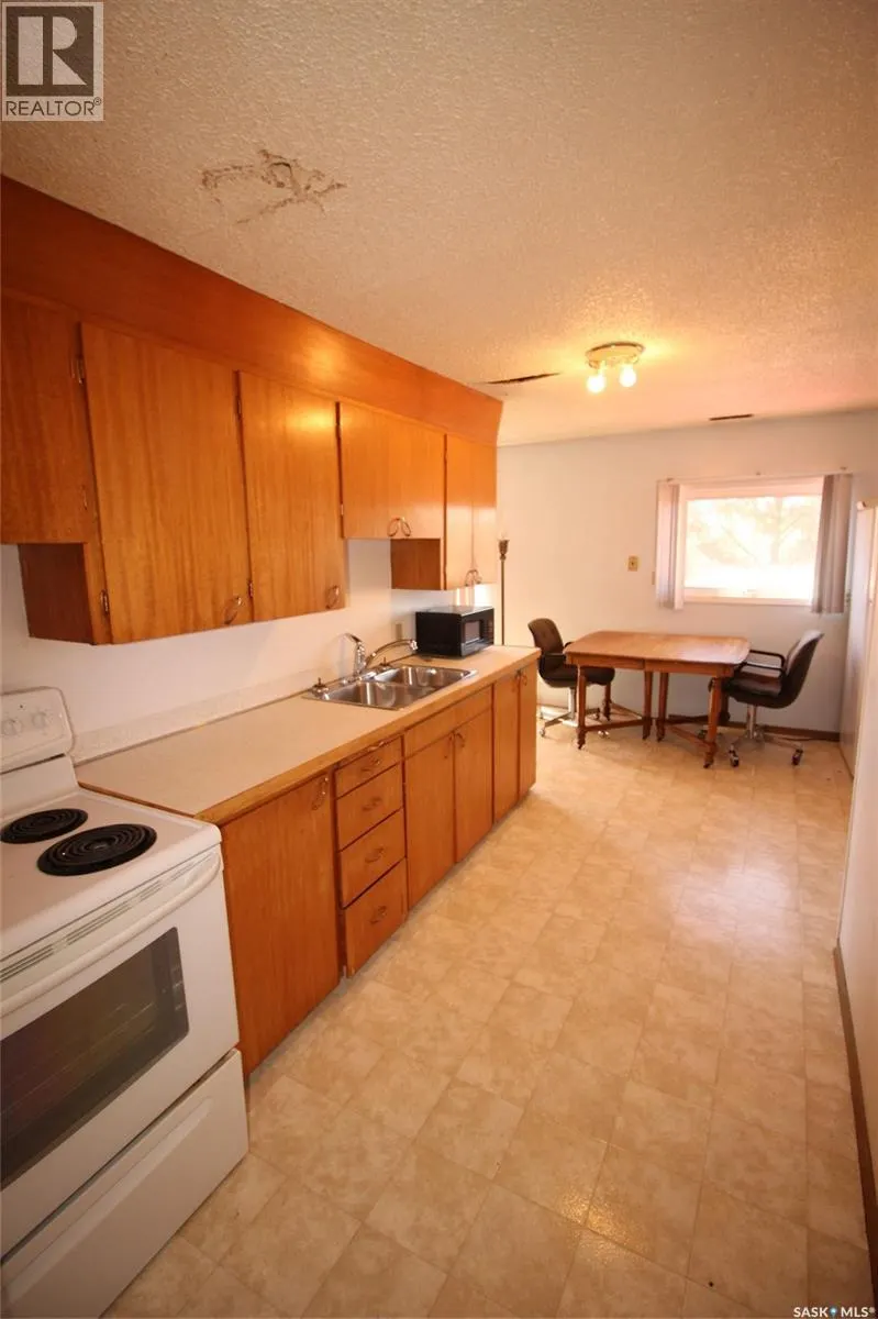 8241 3184 Range ROAD