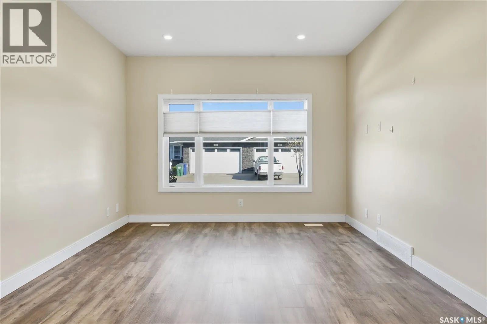 2 3214 11th STREET W