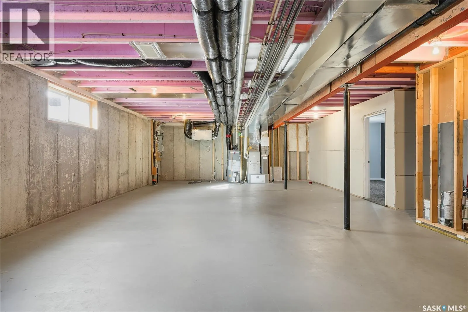 2 3214 11th STREET W