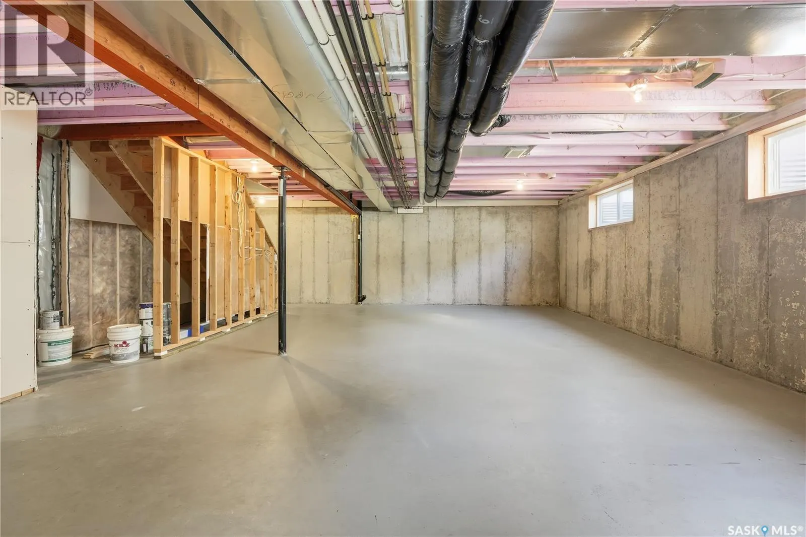 2 3214 11th STREET W