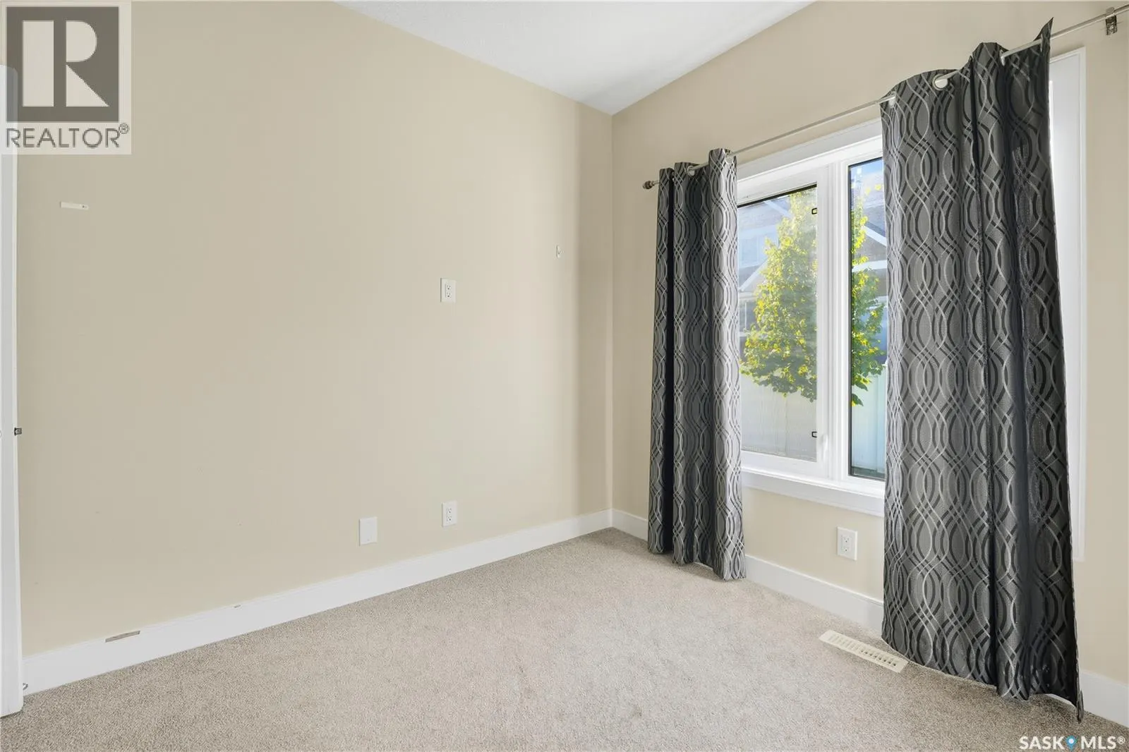 2 3214 11th STREET W