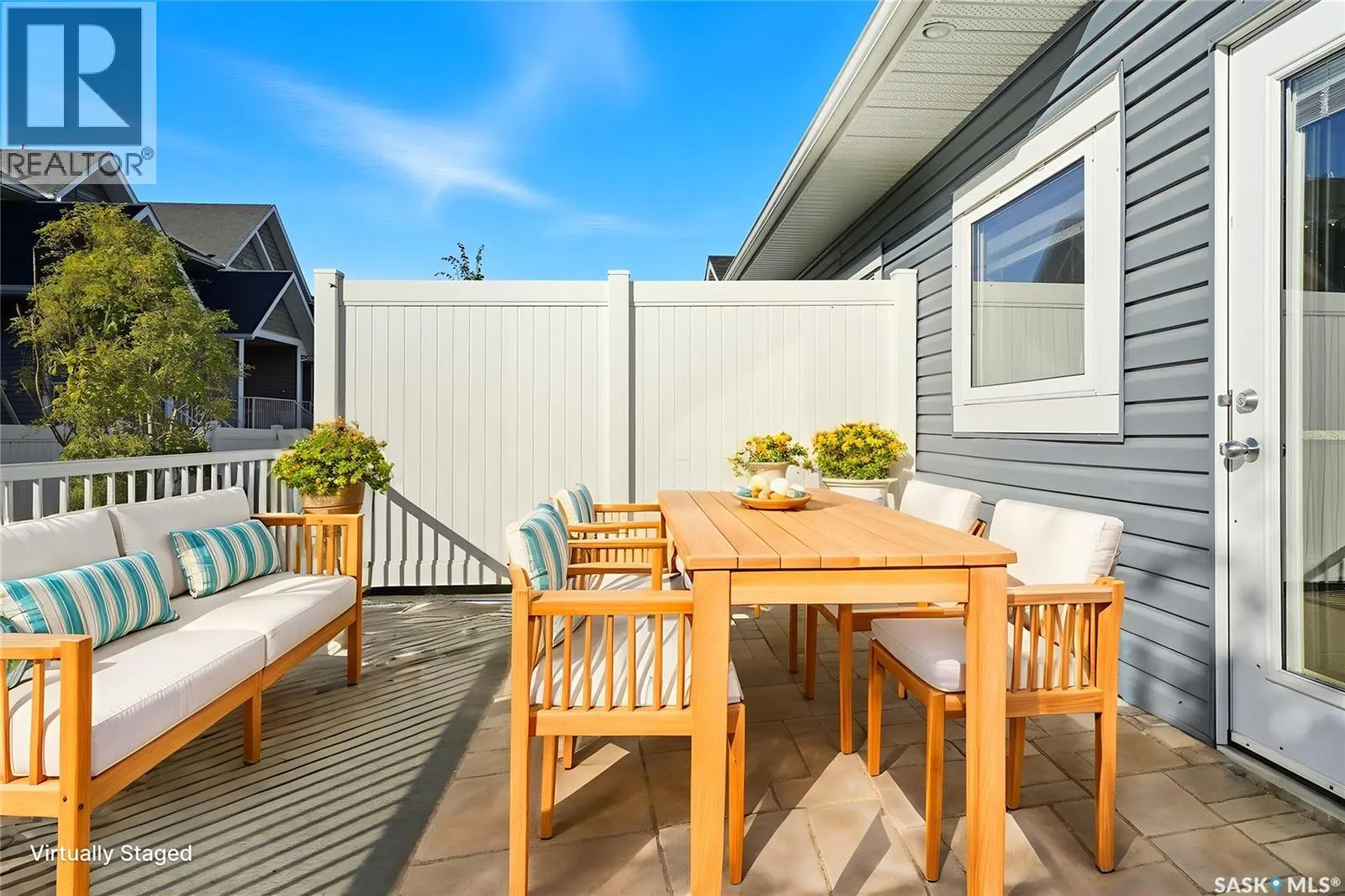 2 3214 11th STREET W