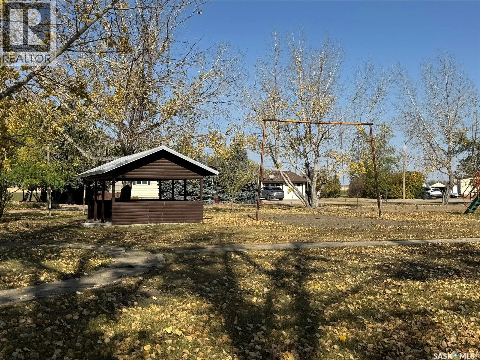 202 4th AVENUE
