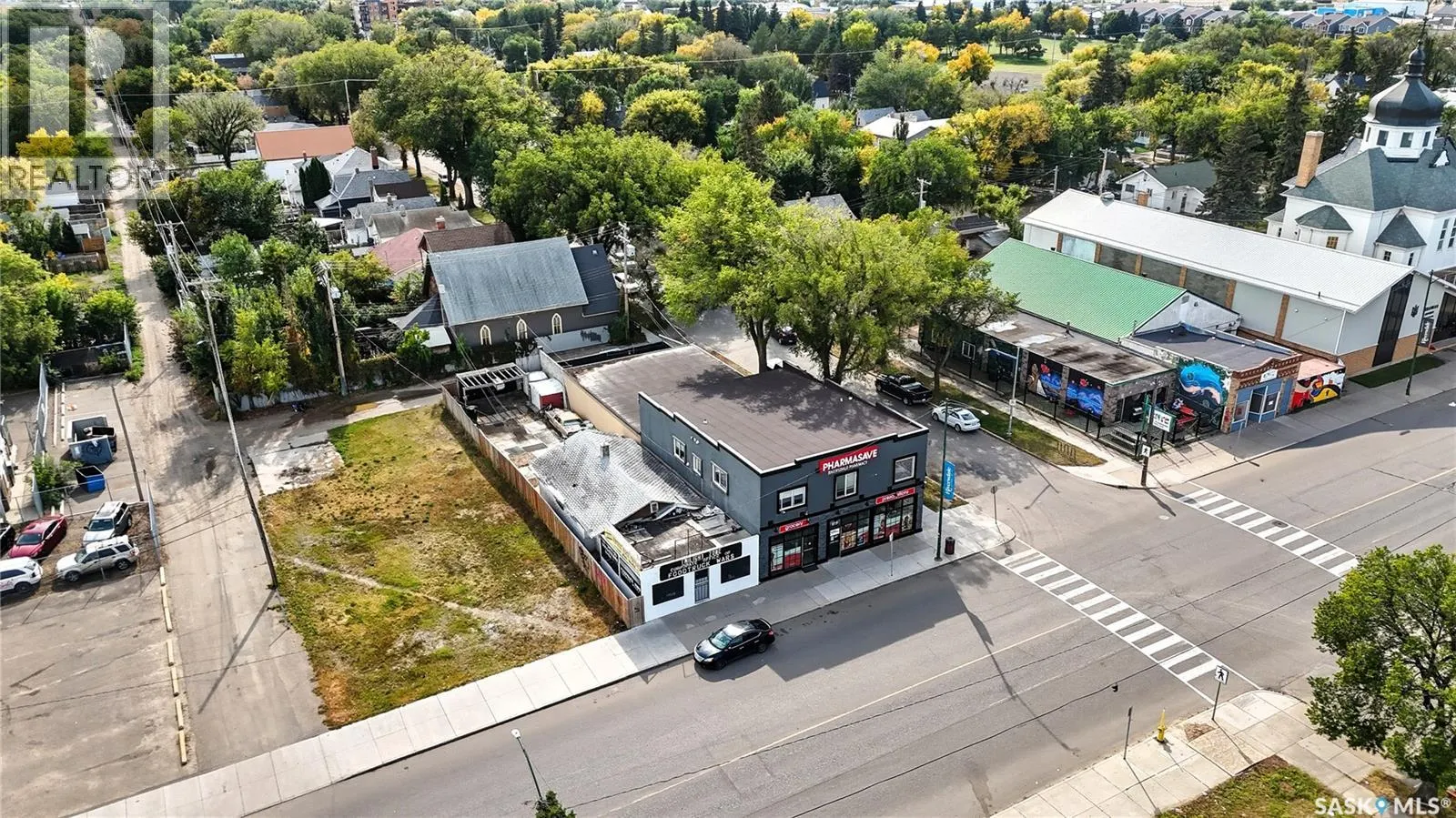 839 20th STREET W