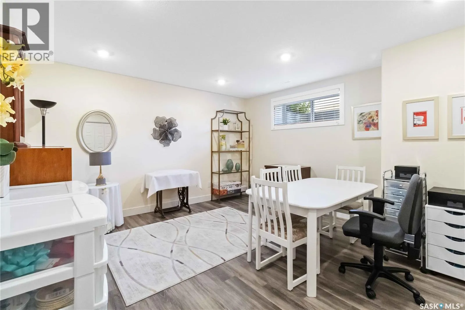 16 3210 11th STREET W