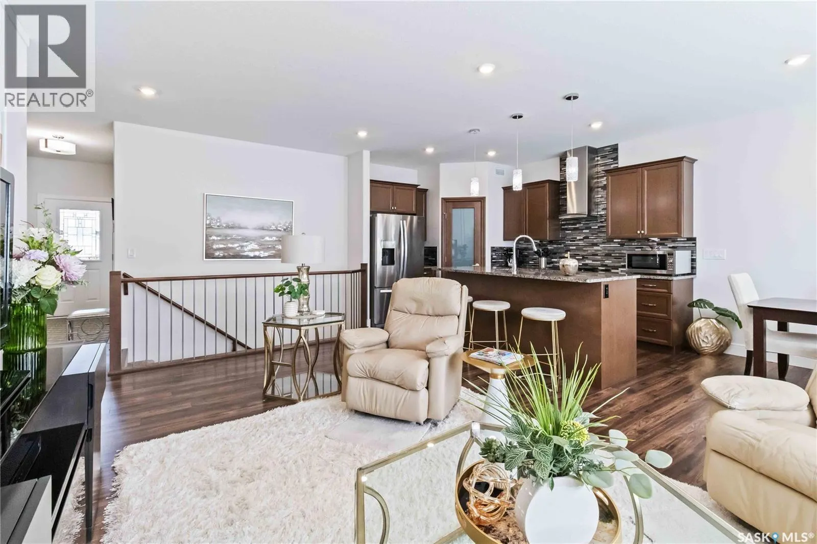 16 3210 11th STREET W