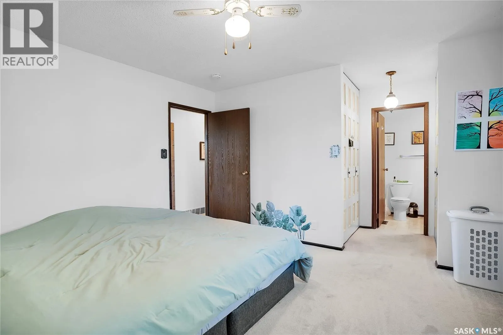 202 Begg CRESCENT