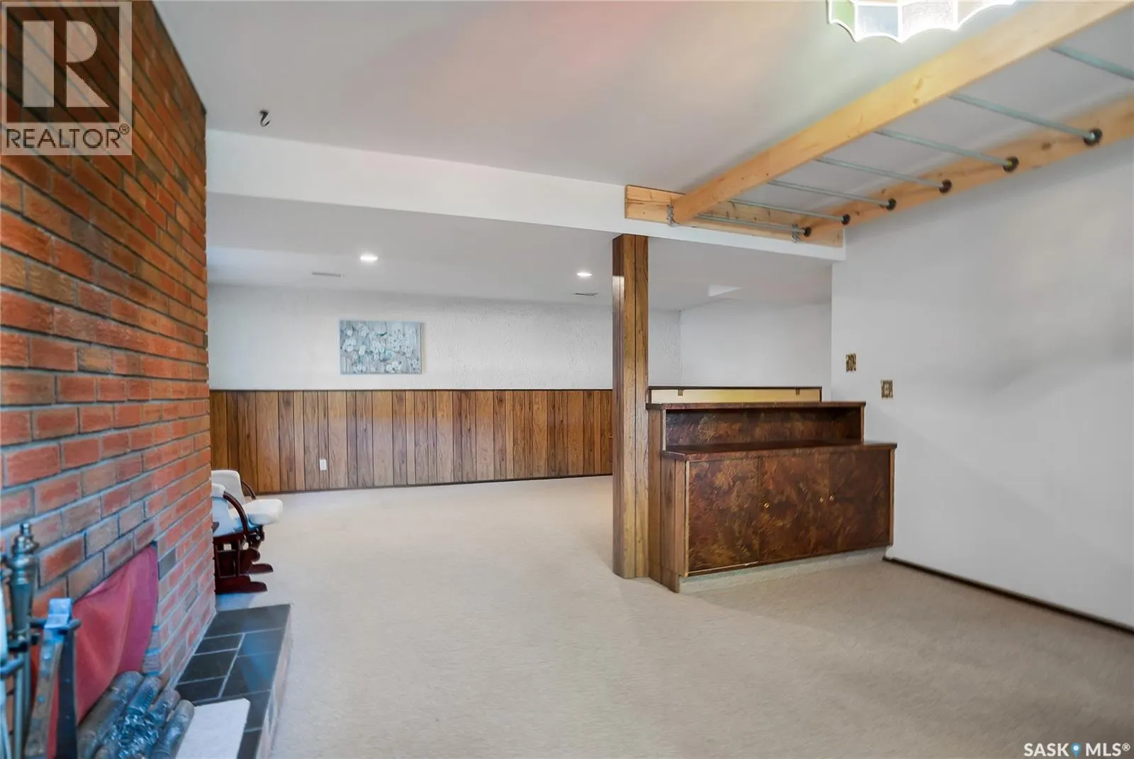 202 Begg CRESCENT