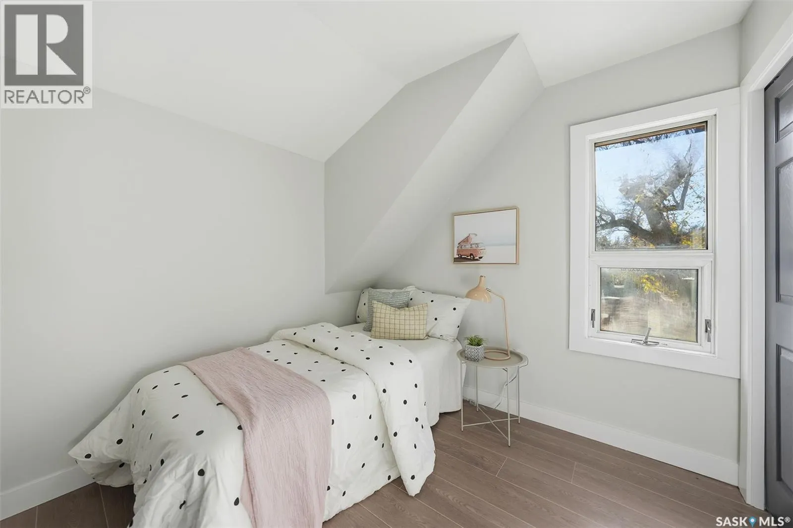 622 31st STREET W