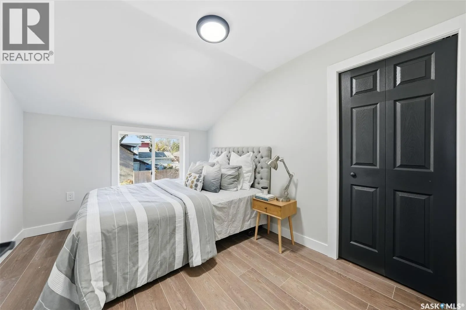 622 31st STREET W
