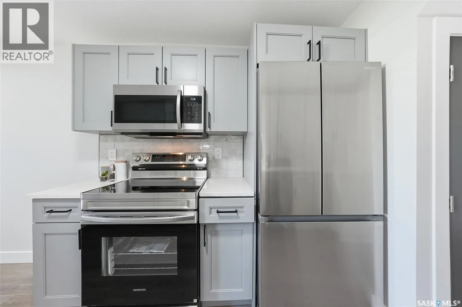 622 31st STREET W