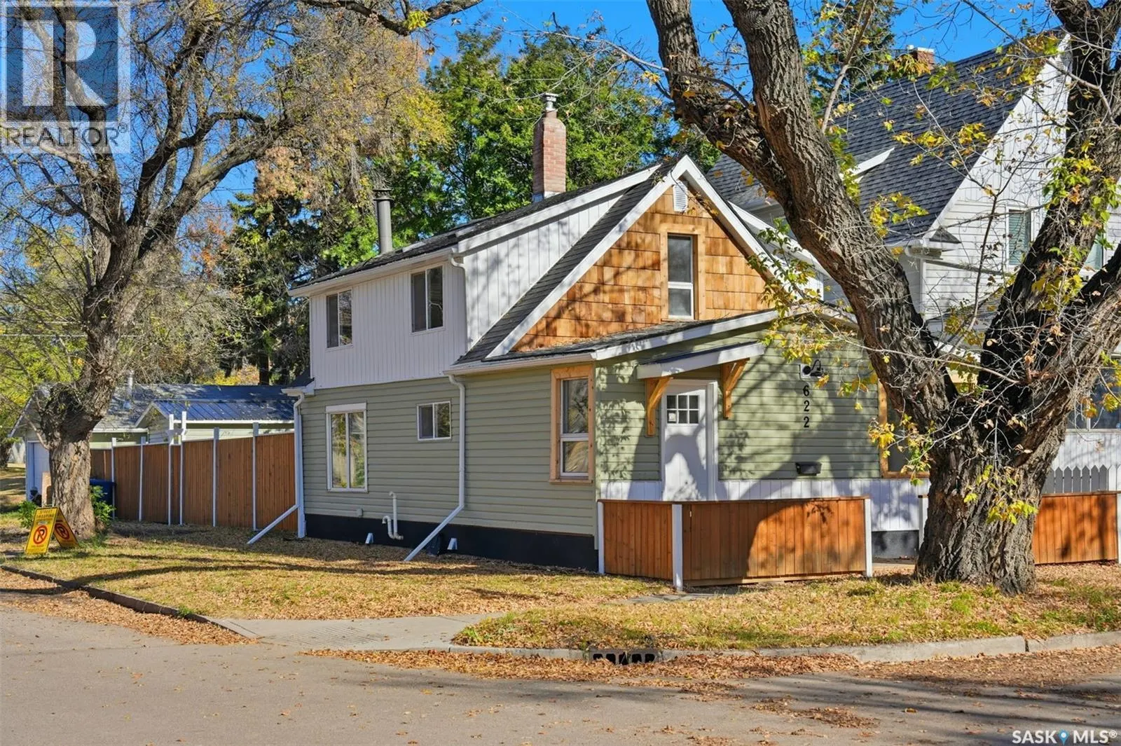 622 31st STREET W