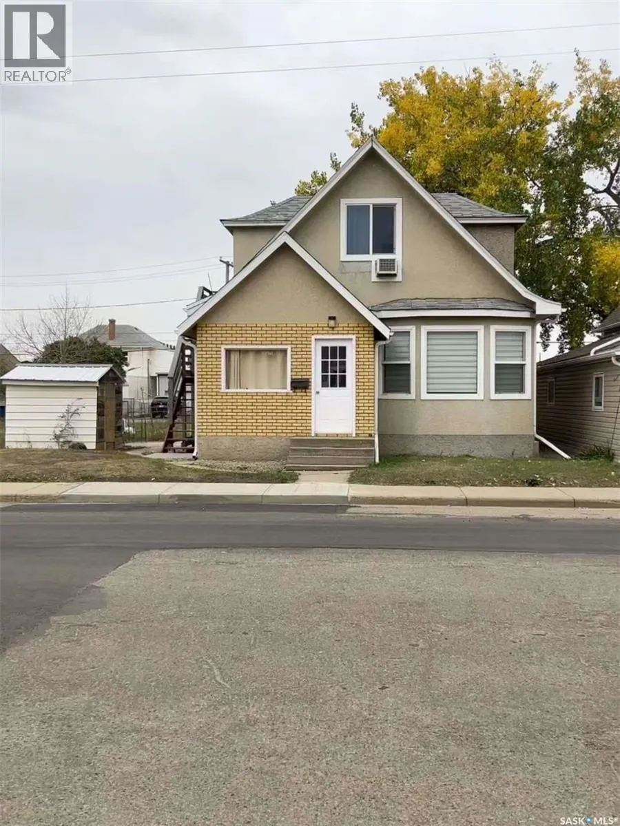 375 Fairford STREET W