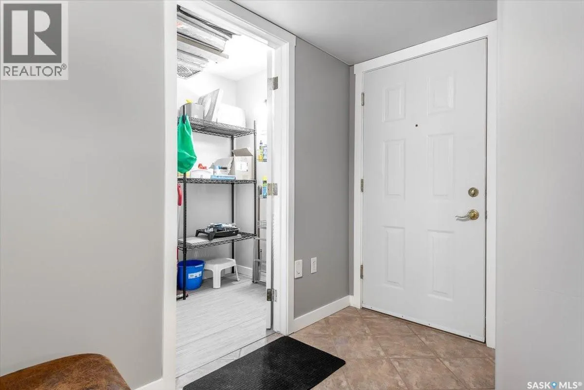 108 2300 Tell PLACE