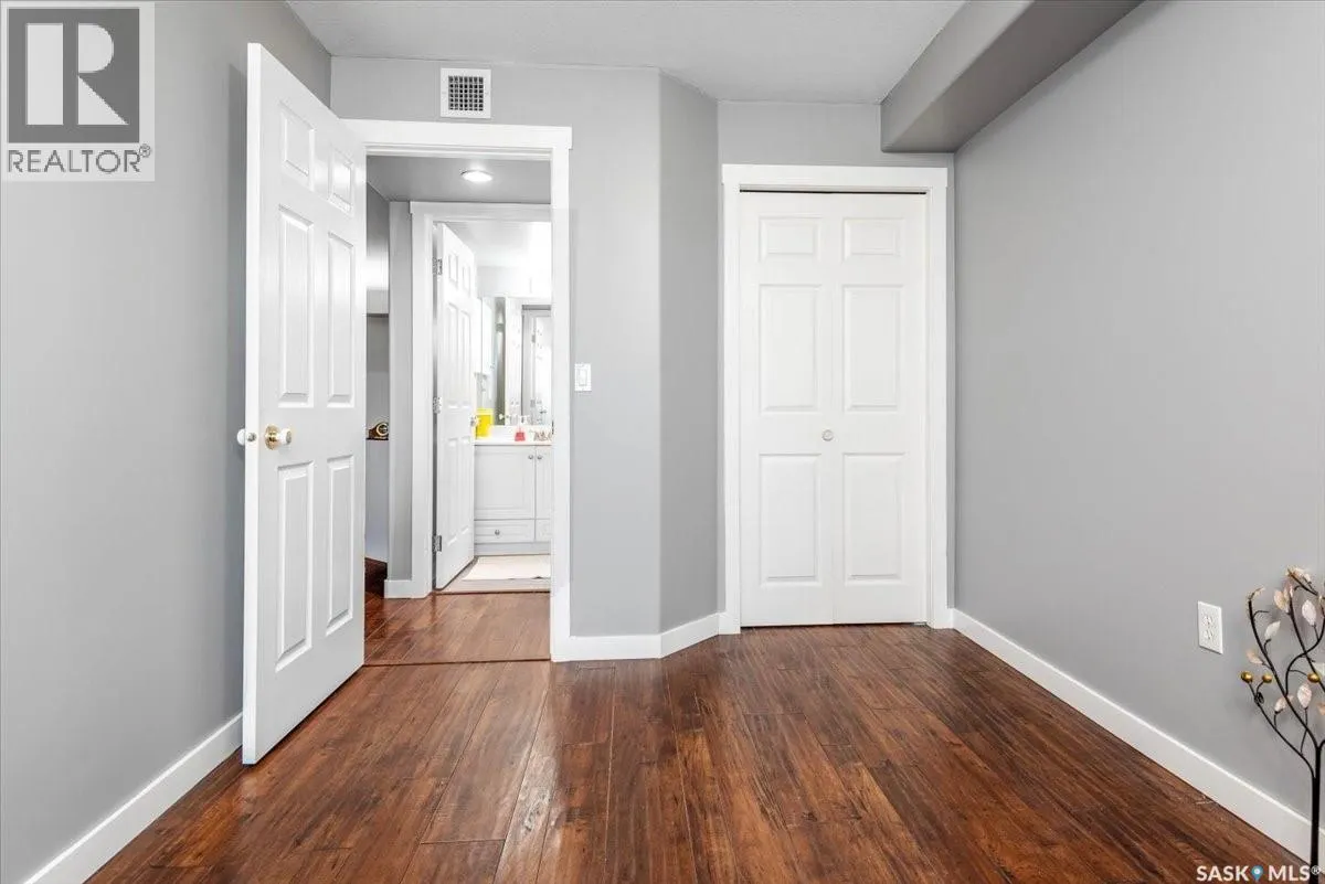 108 2300 Tell PLACE