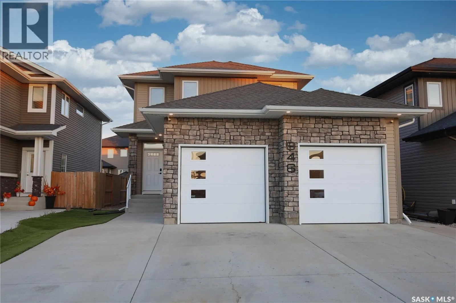 946 Pringle COVE