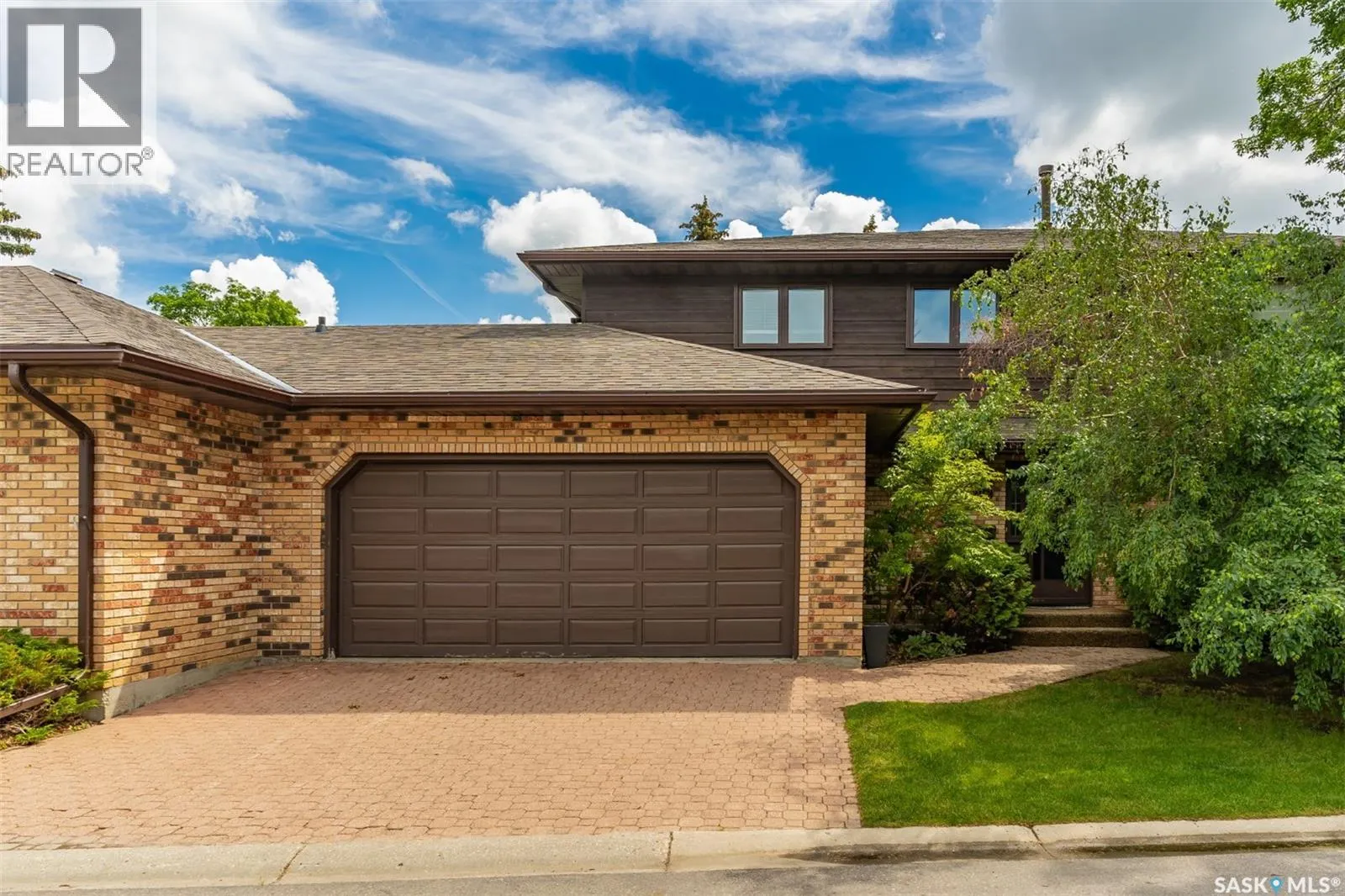 203 415 Heritage CRESCENT