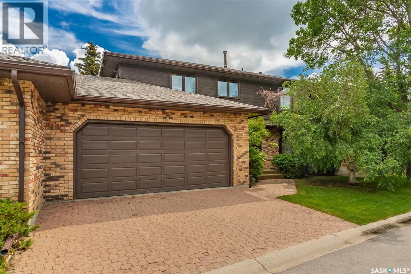 203 415 Heritage CRESCENT