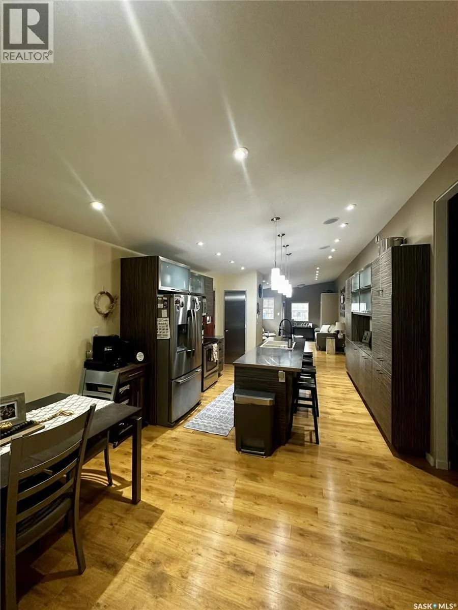 19 McKinnon BAY