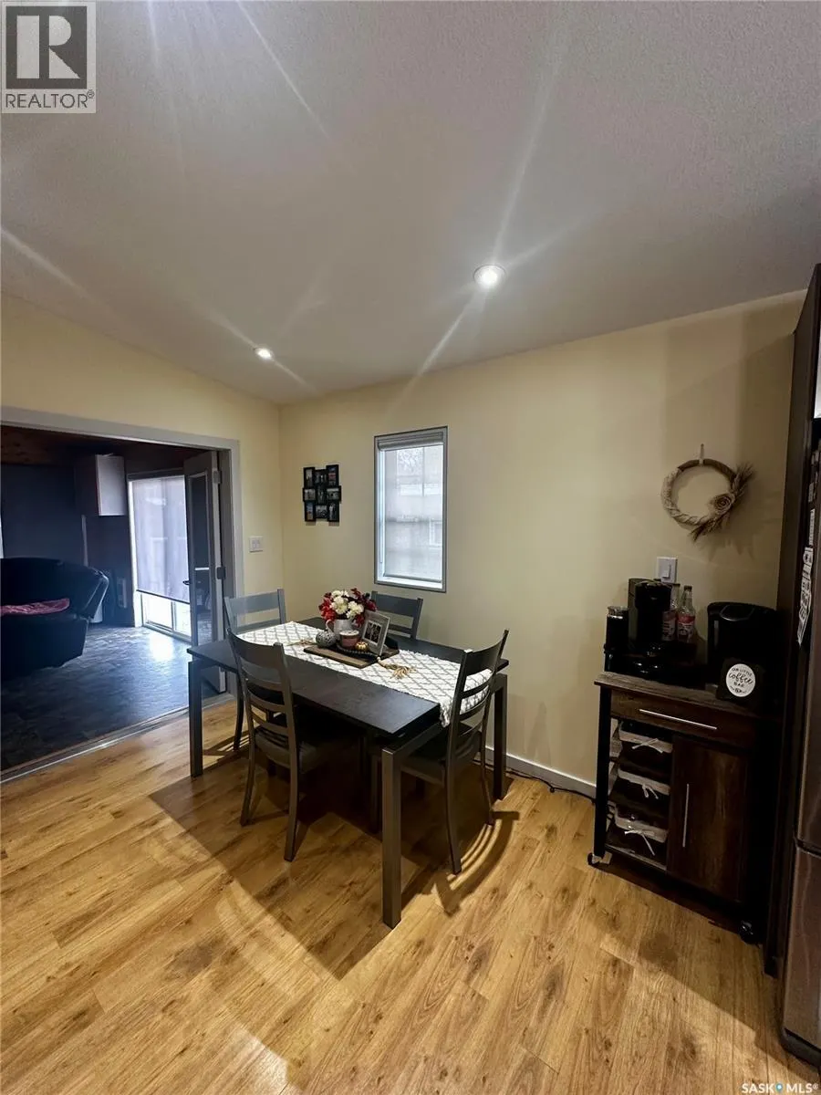 19 McKinnon BAY