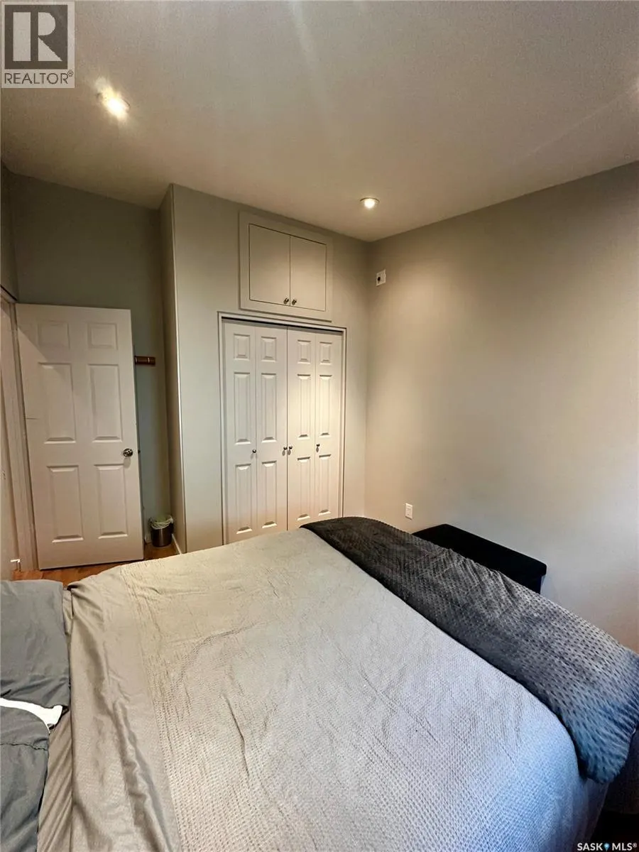 19 McKinnon BAY