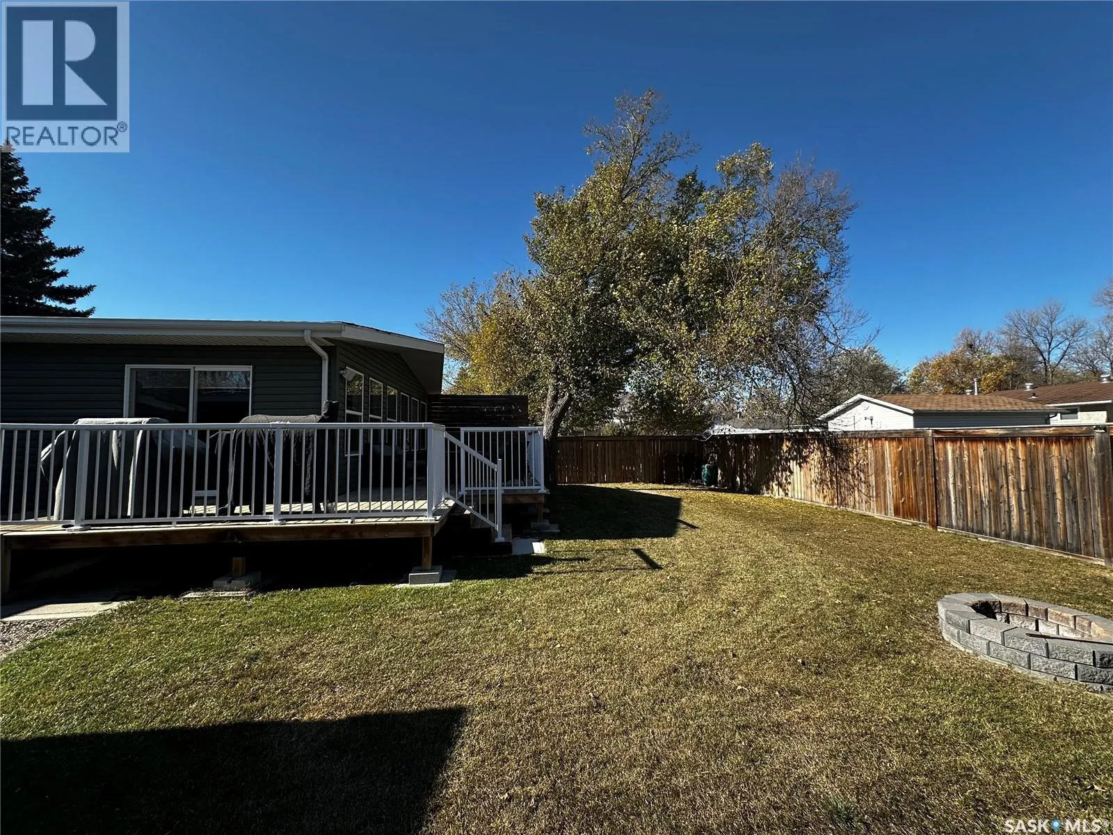 19 McKinnon BAY