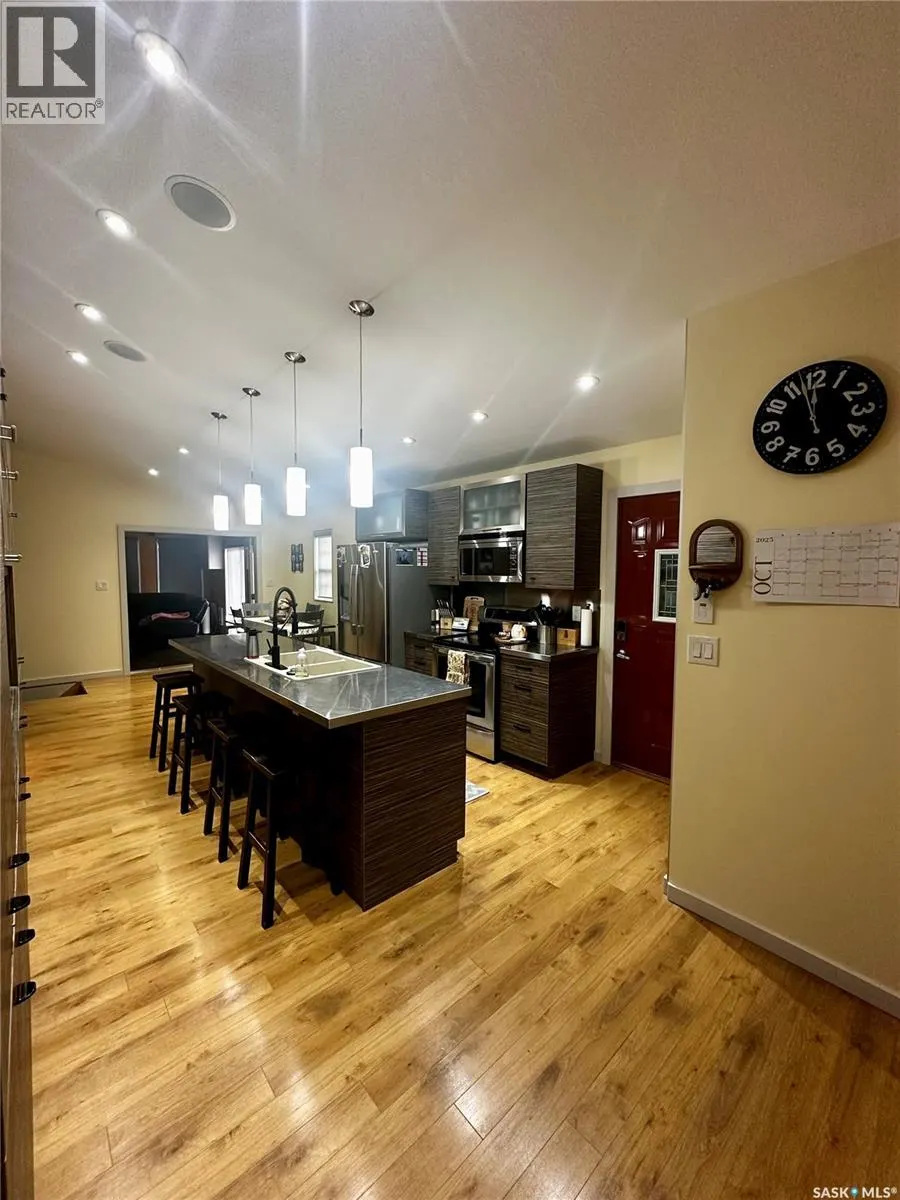 19 McKinnon BAY
