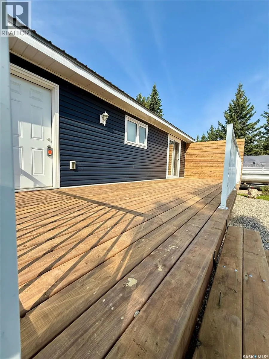 17 White Poplar CRESCENT