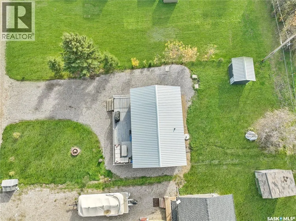 17 White Poplar CRESCENT