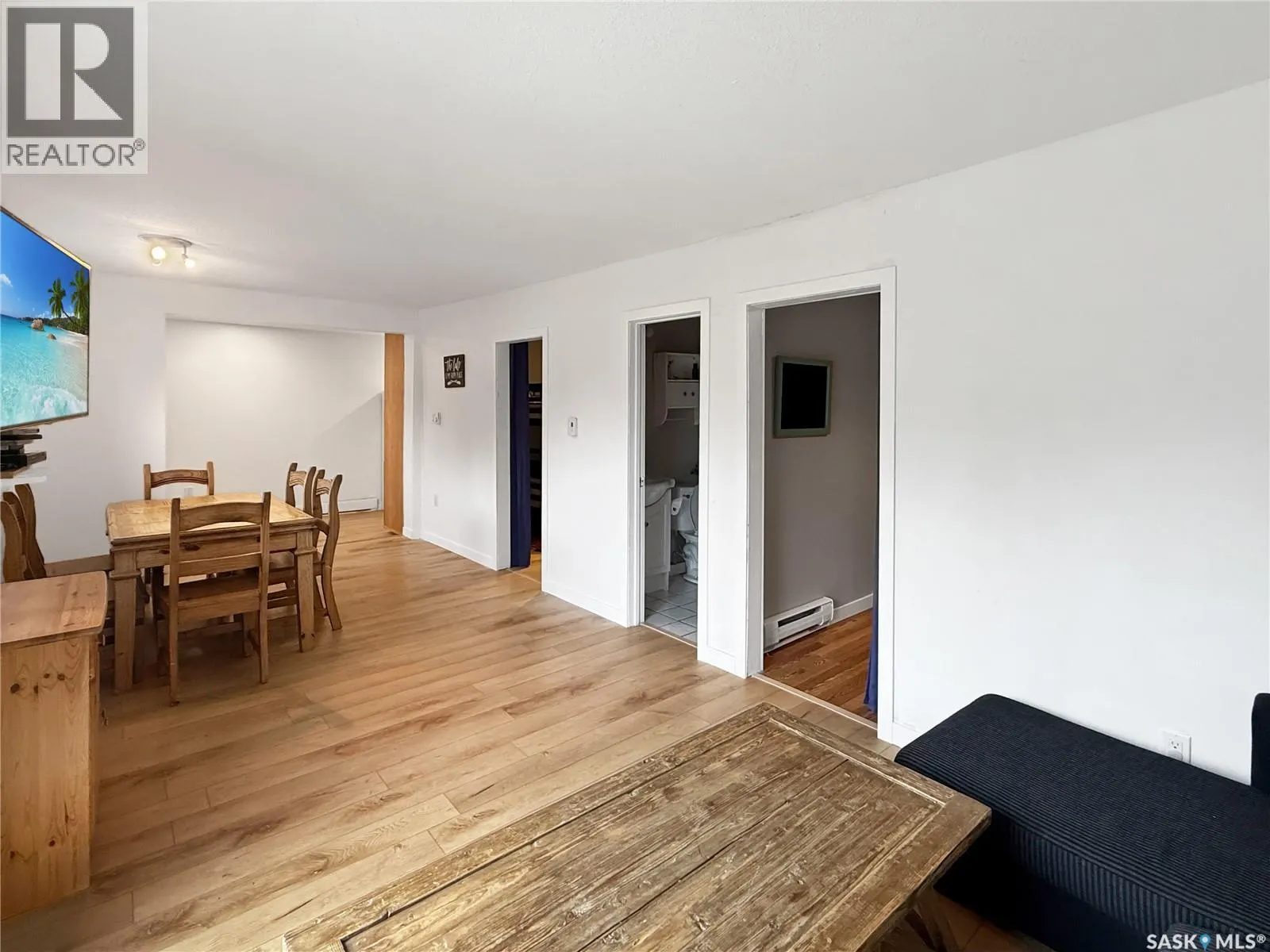 17 White Poplar CRESCENT