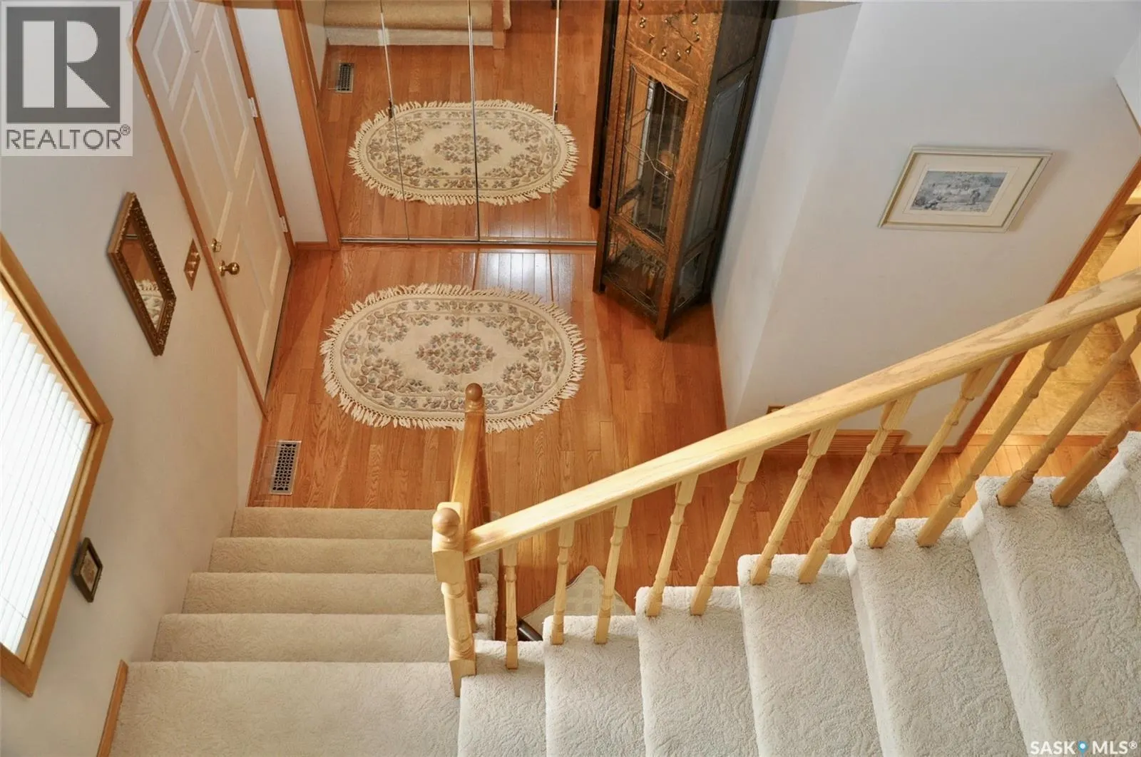 1402 415 Heritage CRESCENT