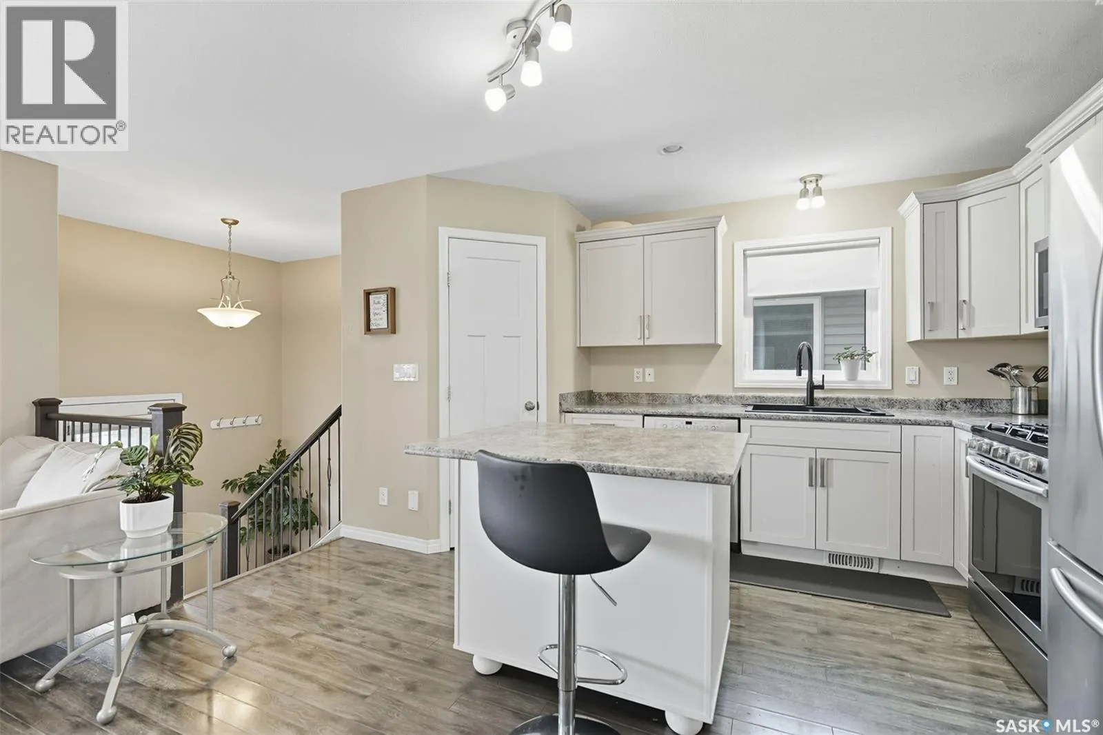 130 Wyant LANE