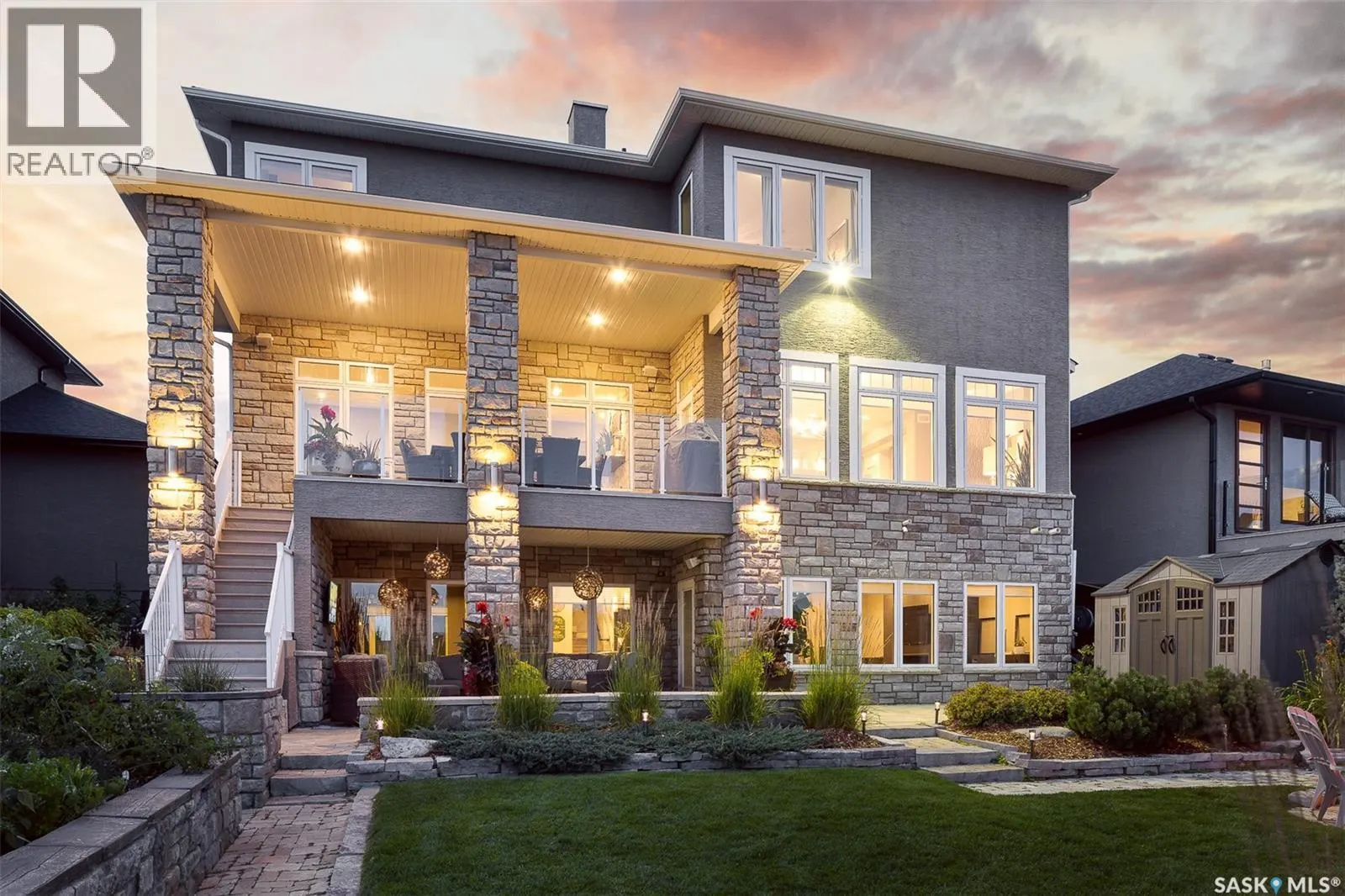 250 Whalley CRESCENT