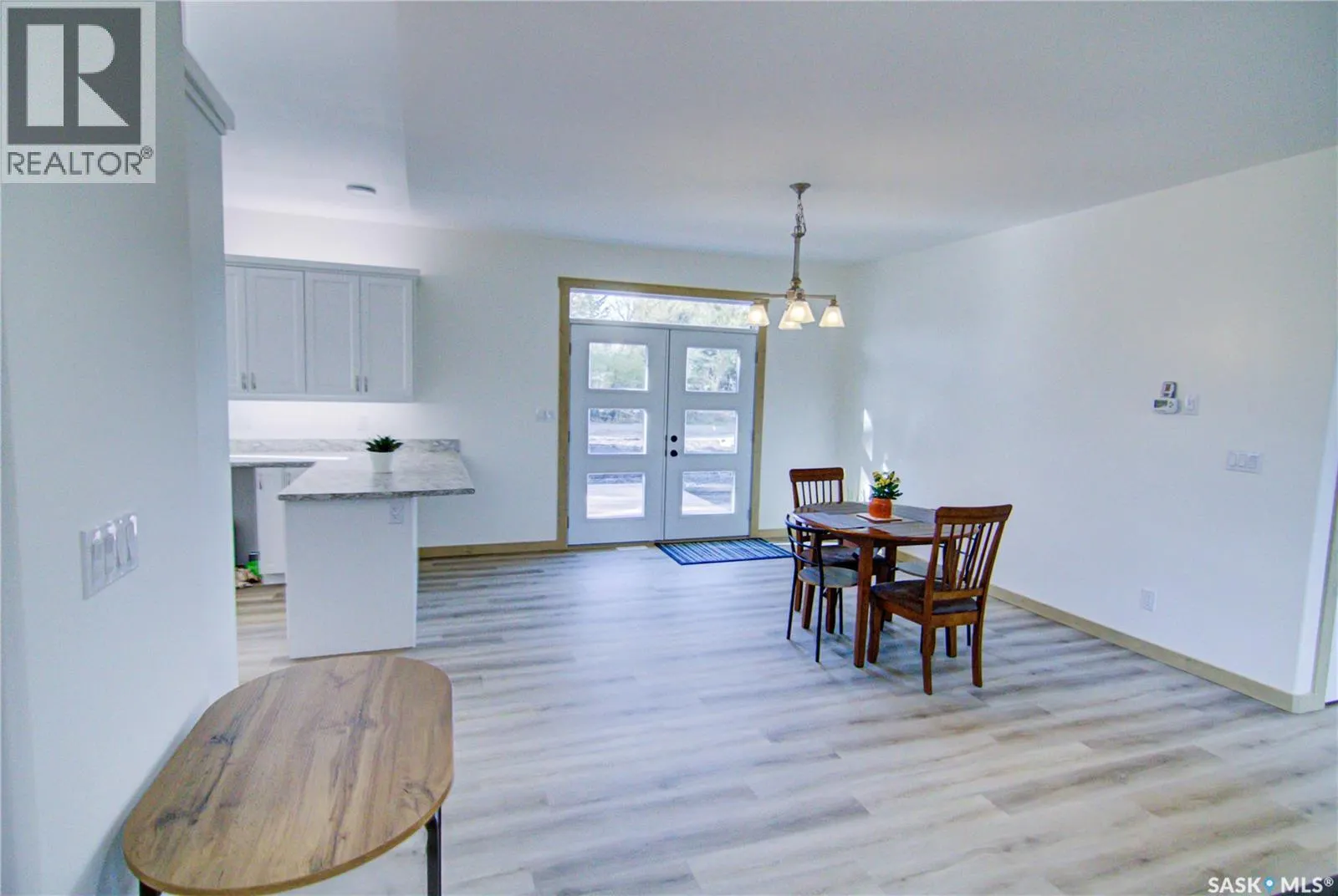 108 Central AVENUE