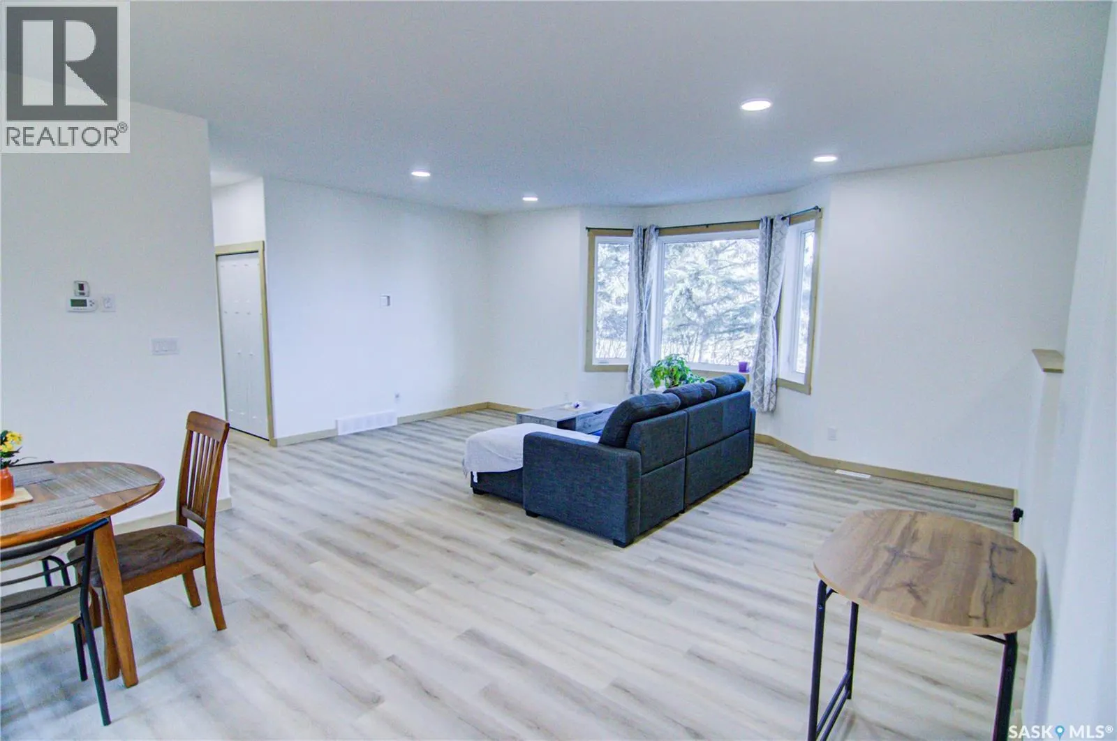 108 Central AVENUE
