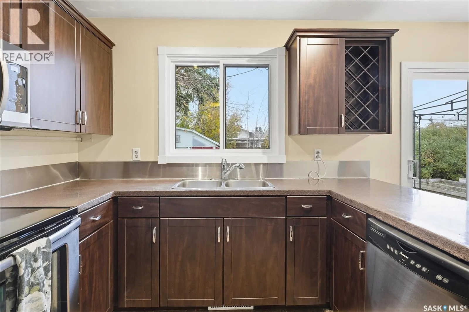 317 Fisher CRESCENT