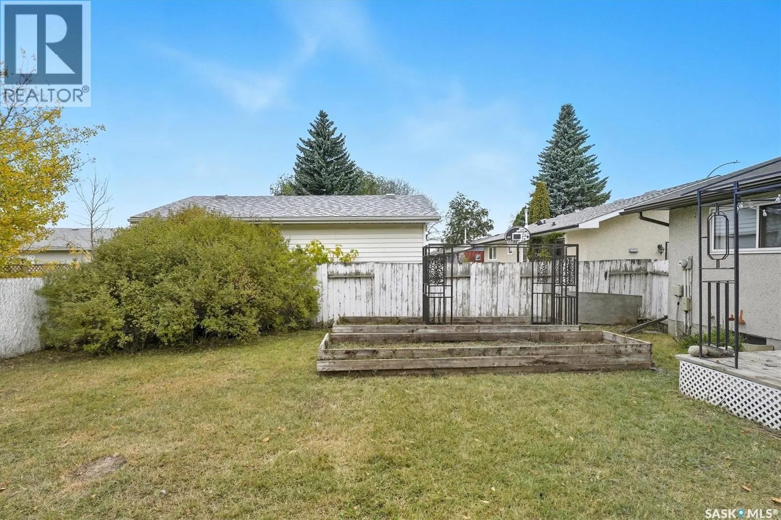 317 Fisher CRESCENT