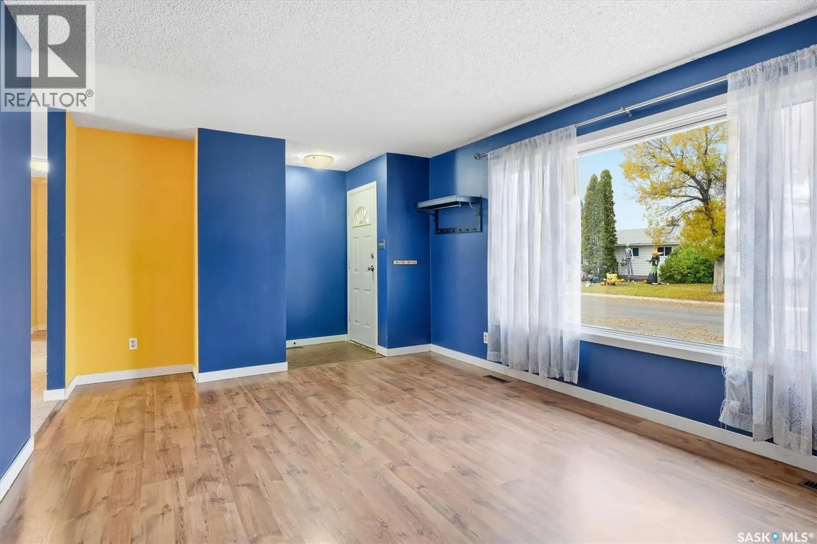 317 Fisher CRESCENT