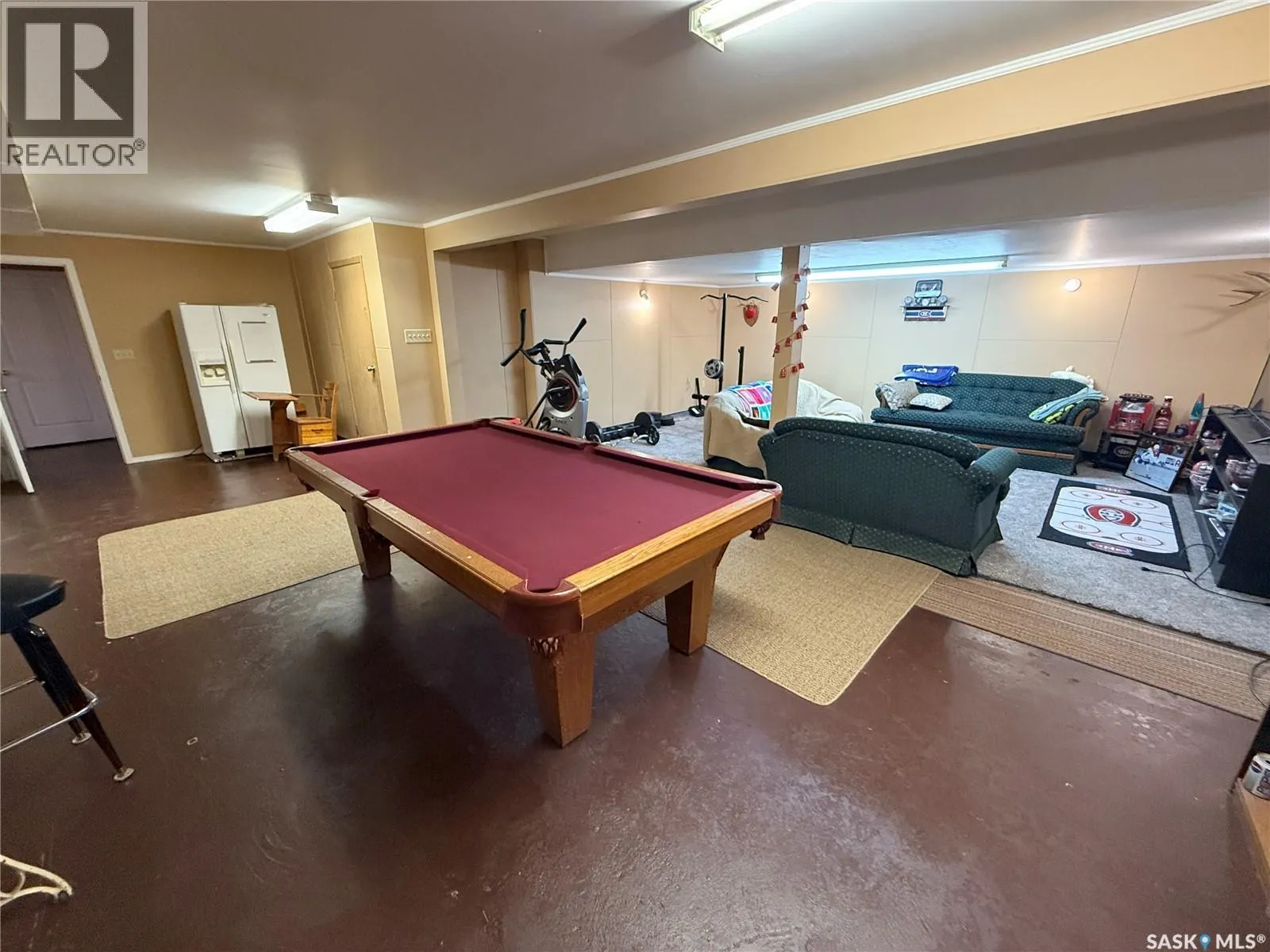 695 Elevator ROAD