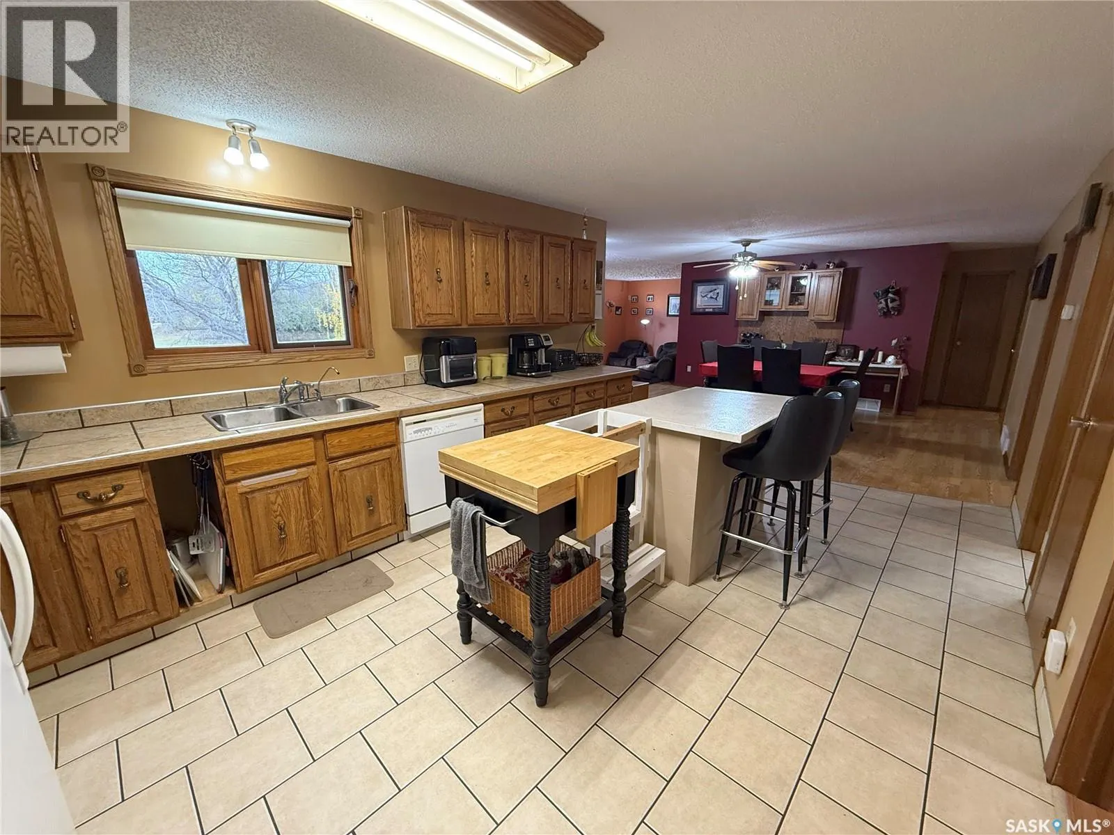 695 Elevator ROAD