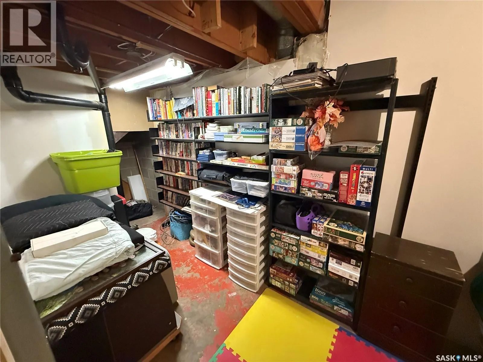695 Elevator ROAD
