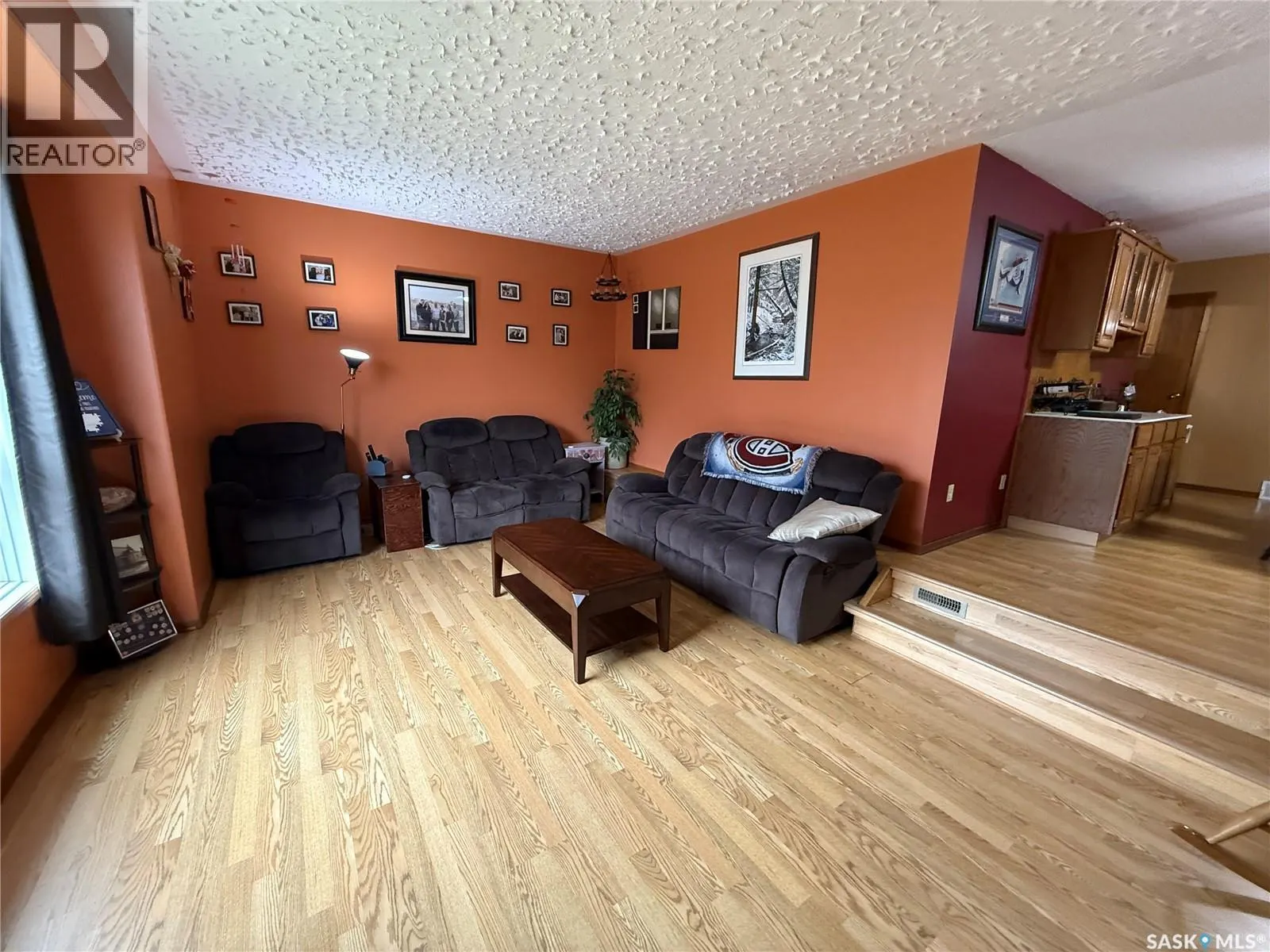 695 Elevator ROAD