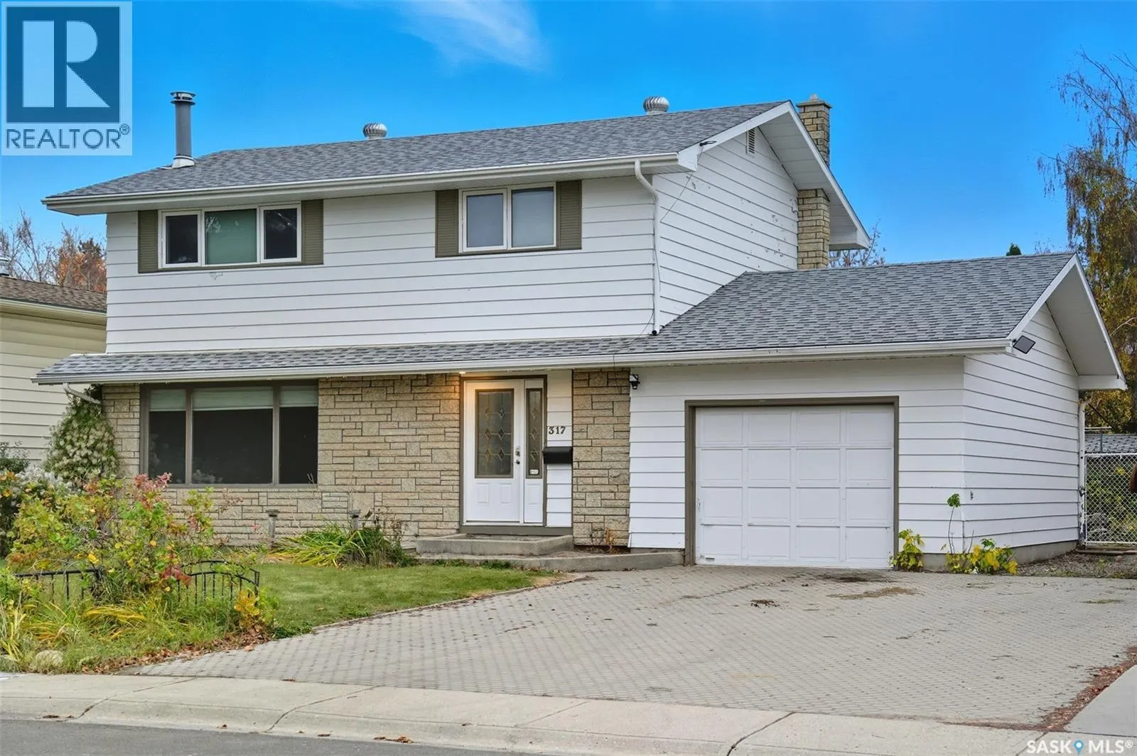317 Anderson CRESCENT