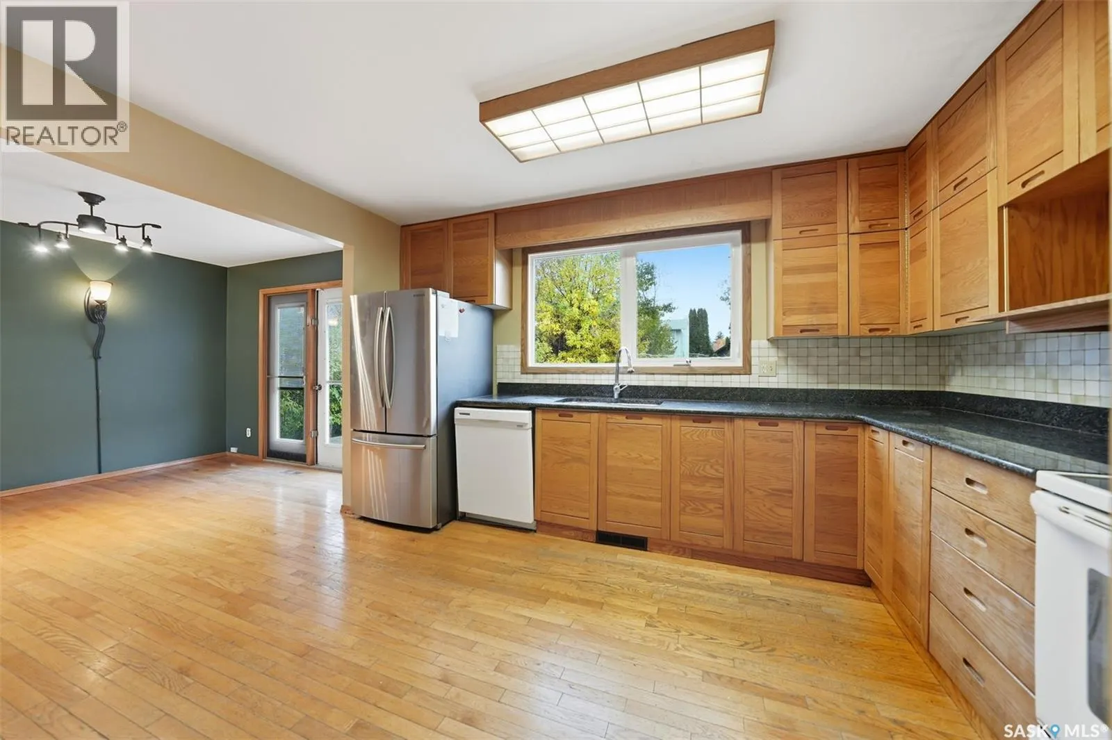 317 Anderson CRESCENT